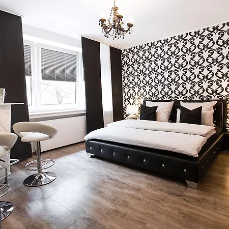 1st Floor Hotel Colonia