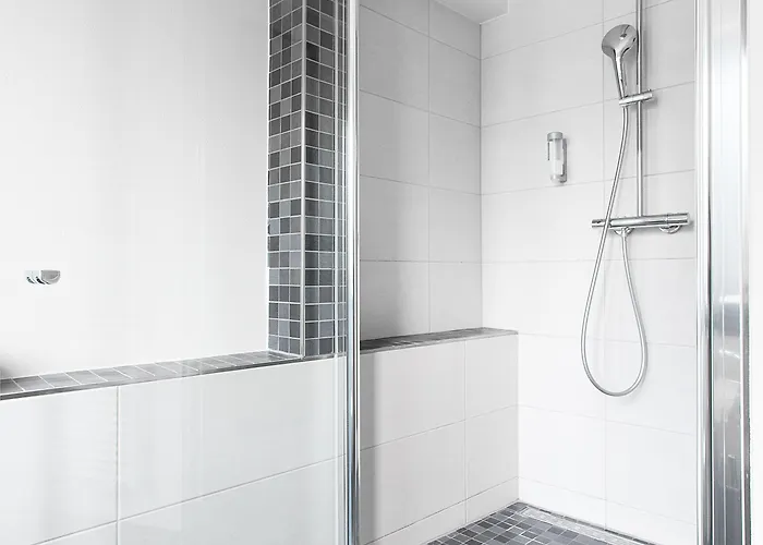 1st Floor فندق كولونيا