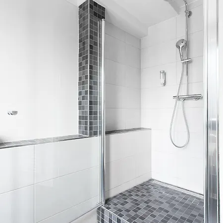 1st Floor Hotel Cologne