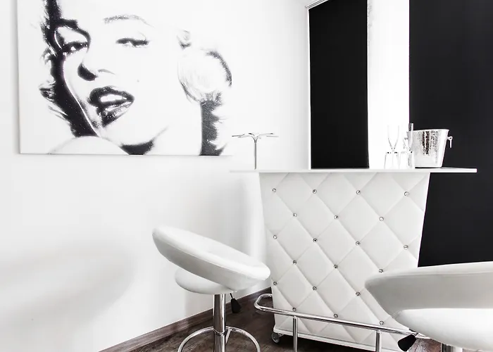 1st Floor Hotel Köln